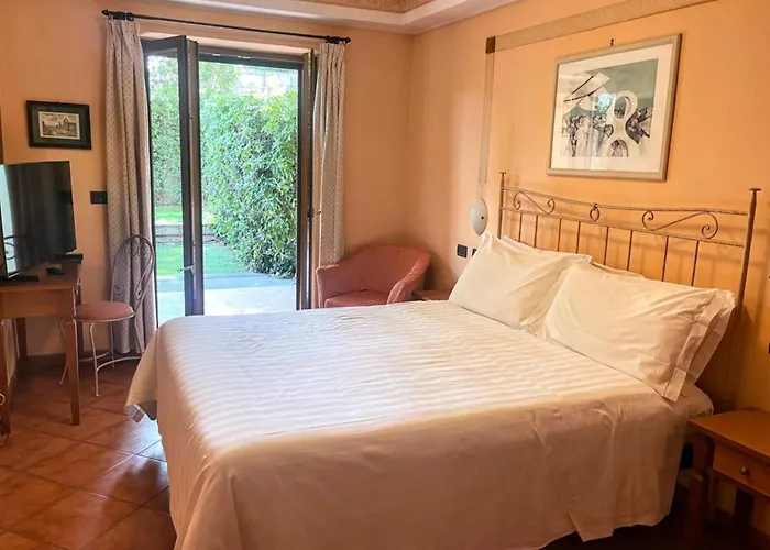 Quiet Retreat Near And Tivoli Baths Apartament *